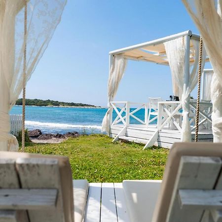 Neptune Sea House - Beachfront Agios Spyridon  Экстерьер фото