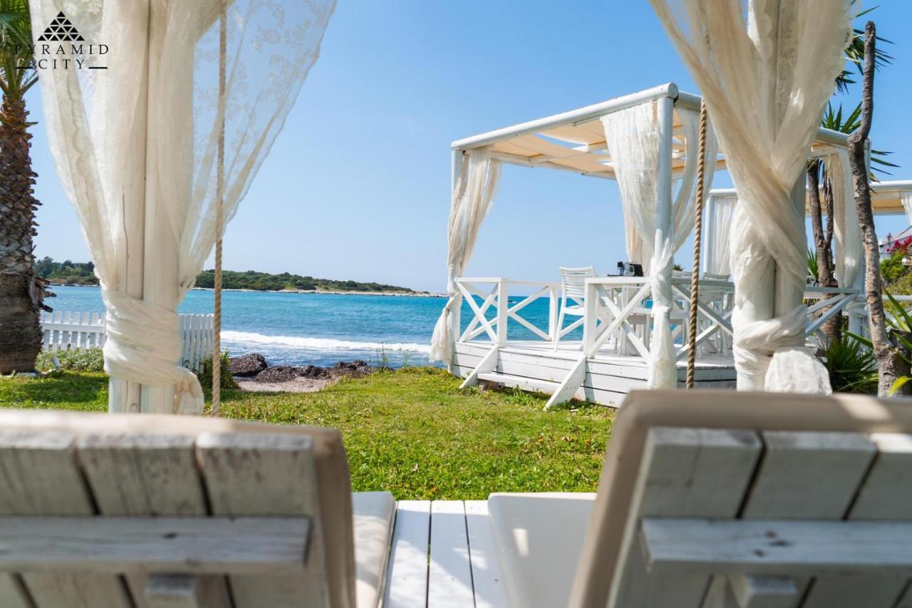 Neptune Sea House - Beachfront Agios Spyridon  Экстерьер фото